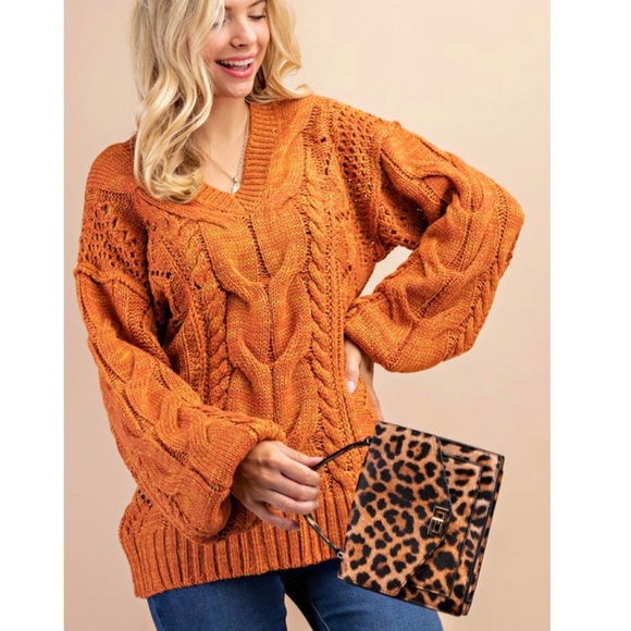 Chunky two toned textured sweater - Picture 4 of 7